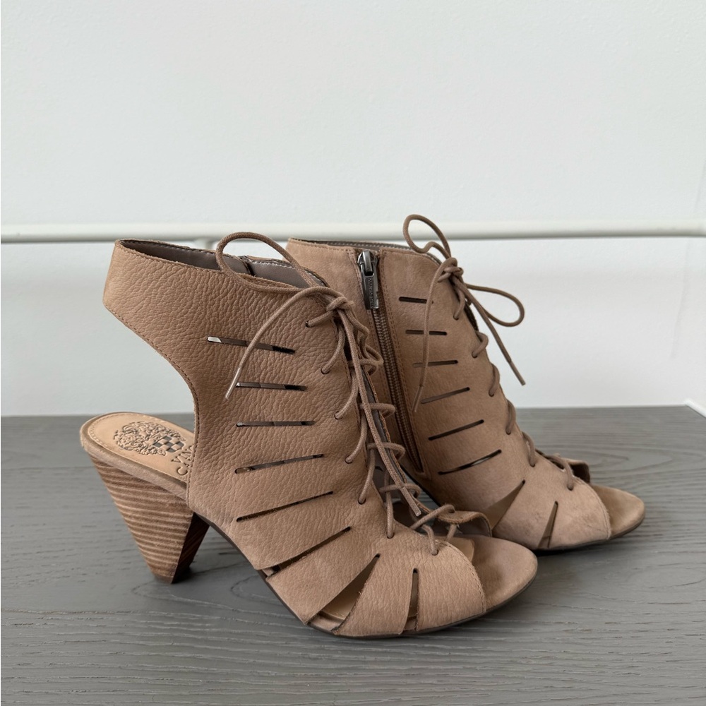 Vince Camuto Elishan Cage Sandals, Tan Size 8